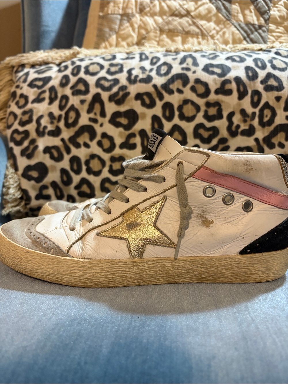 Golden Goose Midstar White Leather 'Superstar' Sneakers with Gold Star - Picture 4 of 8
